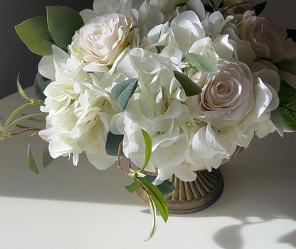 Venetian White Luxe Centerpiece